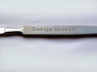 Grawer na skalpelu