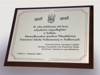 Tablica pamiątkowa ku czci patrona szkoły