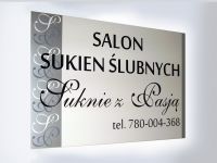 Tablica reklamowa do salonu sukien ślubnych